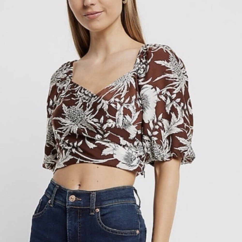 New Express Women's Satin Printed Faux Wrap Tie‎ Back Cropped Top size 2